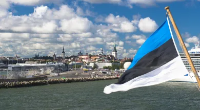 Эстония разрешила привитым россиянам въезд в туристических целях